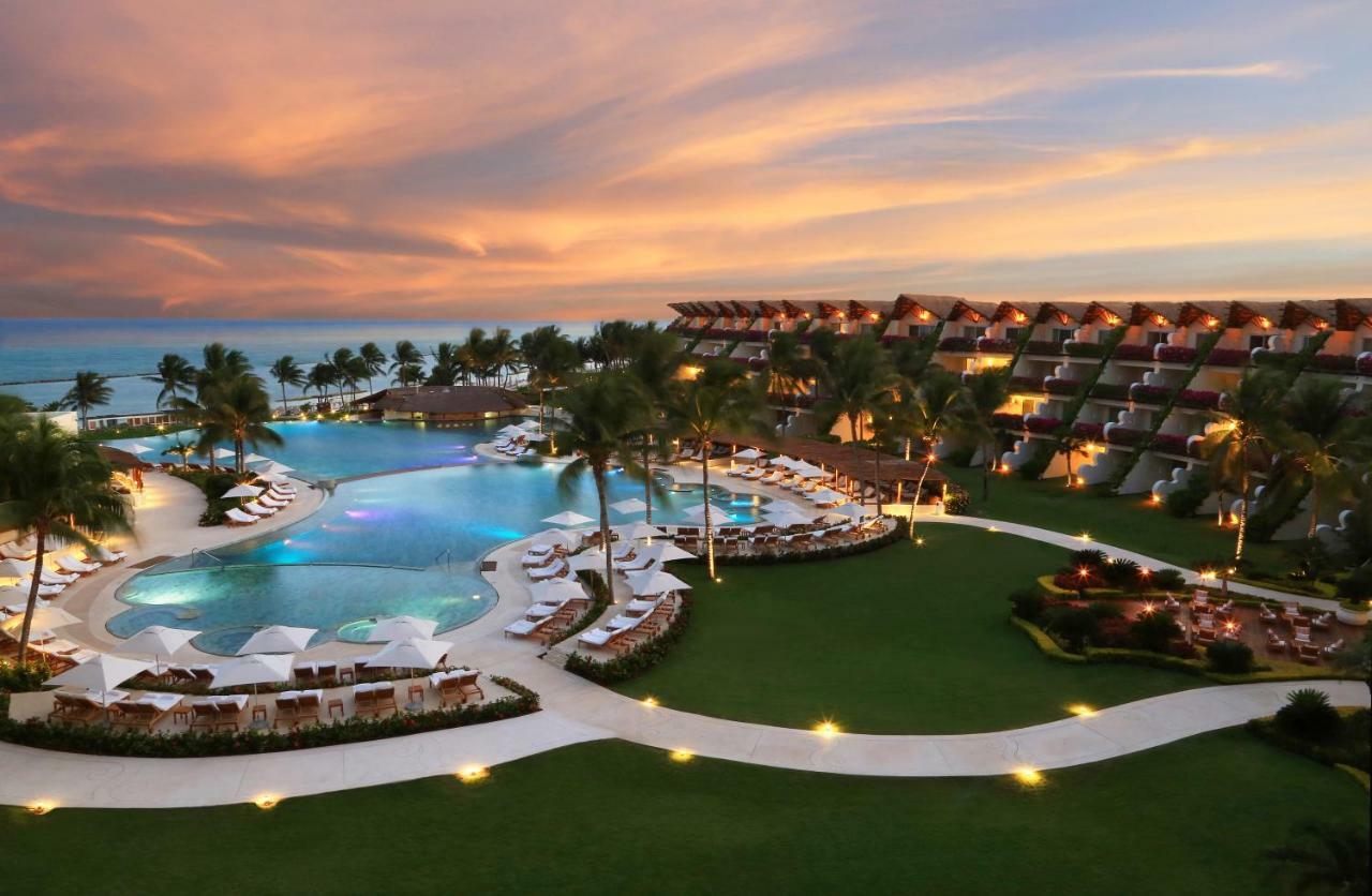 Ambassador At Grand Velas Riviera Maya El Marlyn Azul Exterior photo