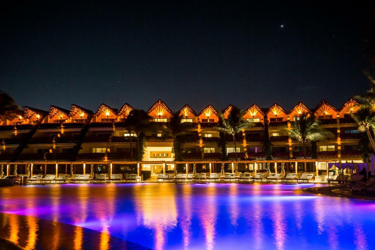 Ambassador At Grand Velas Riviera Maya El Marlyn Azul Exterior photo